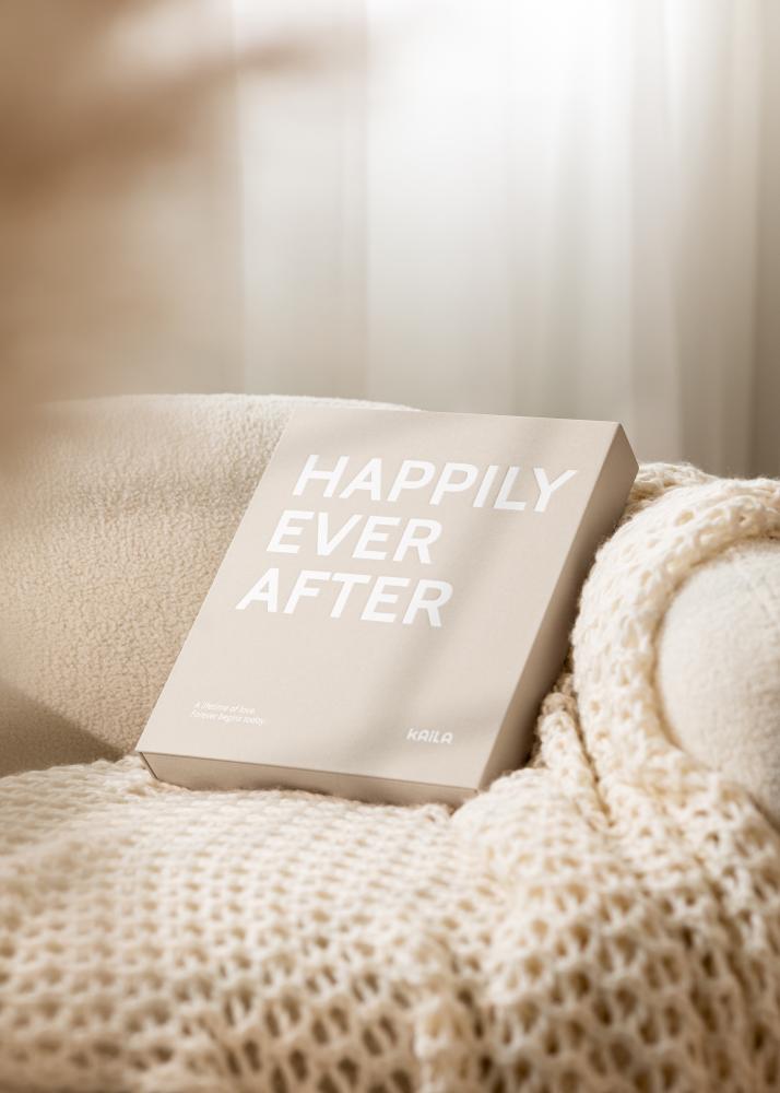 KAILA HAPPILY EVER AFTER Creme - Coffee Table Photo Album (60 Svarte Sider)